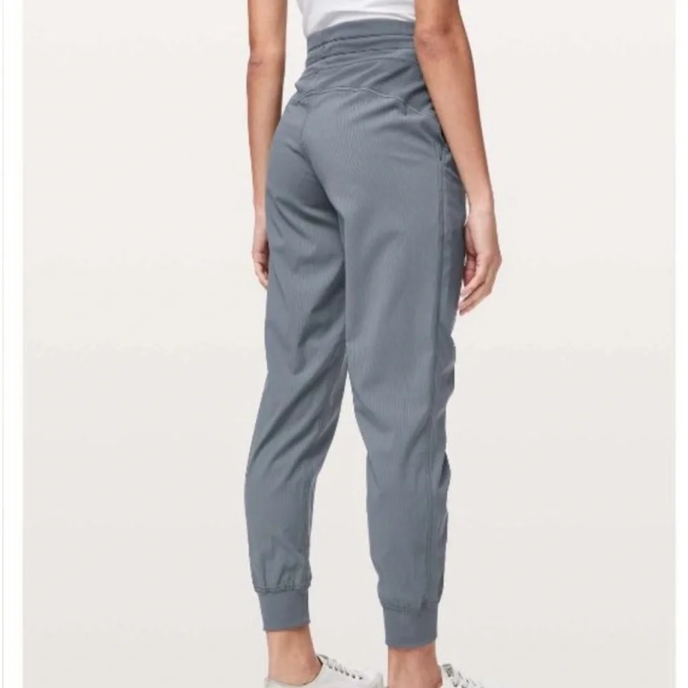 Lululemon Dance Studio Mid Rise Full Length Jogger_2